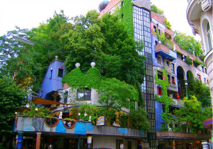 architecture végétale par Hundertwasser artiste, architect, et paysagiste