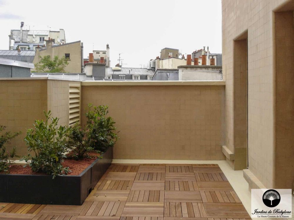 deuxième photo de la terrasse avant intervention