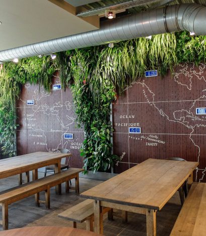 mur végétal restaurant le tour du monde